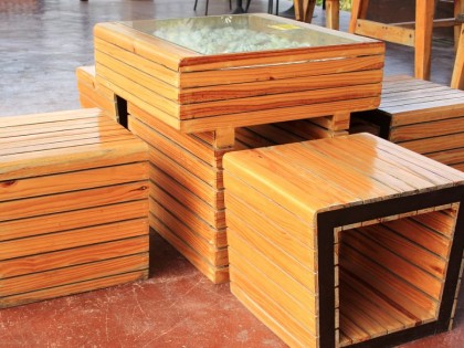 裝修建材板塊2月7日漲0.73%，科創(chuàng)新材領(lǐng)漲，主力資金凈流入1.6億元